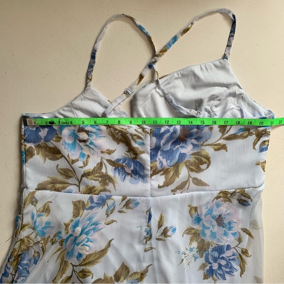 NEW Lulu's White Maxi Dress with Blue Floral Print - Picture 14 of 16